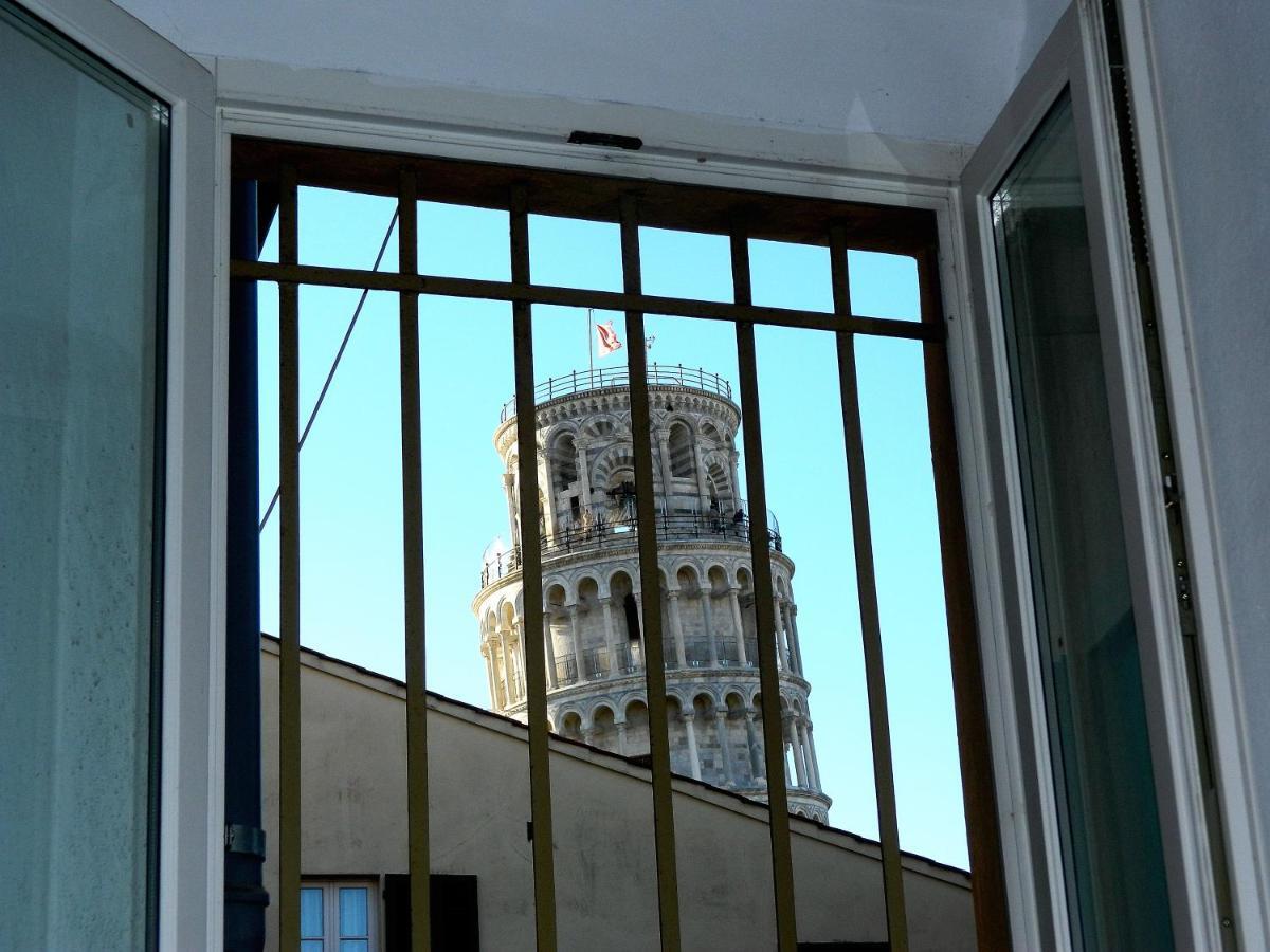 ホテル Il Campanile II Locazione Turistica ピサ エクステリア 写真